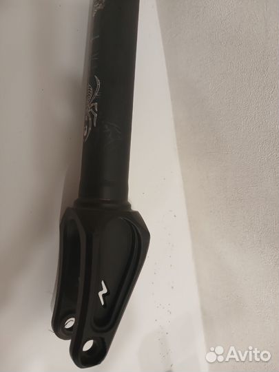 Вилка для трюкового самоката trust