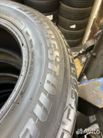 Bridgestone Dueler H/P 215/65 R16