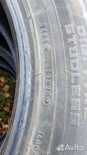 Dunlop Winter Maxx SJ8 235/55 R20 102R