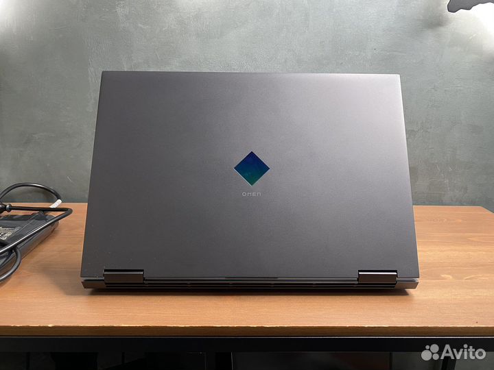 HP Omen 16,1