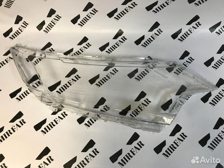 Правое стекло фары Mitsubishi Outlander III GF