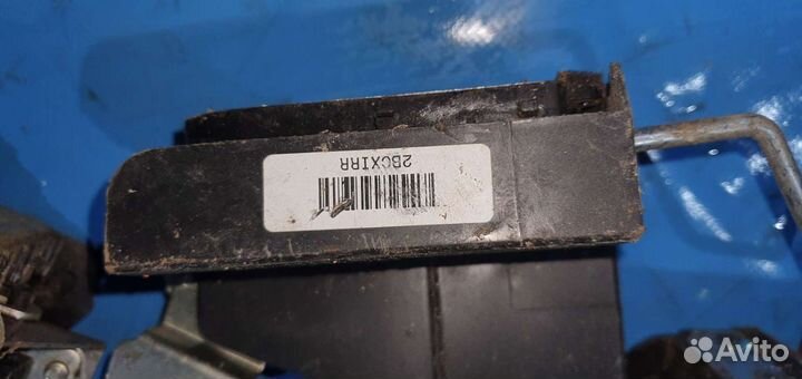 Киа Рио 2 замок двери