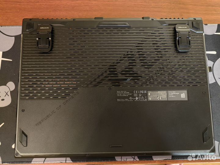 Asus G17 i7/16gb/RTX2070/1tb ssd