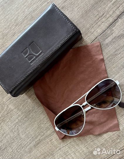 Солнцезащитные очки boss