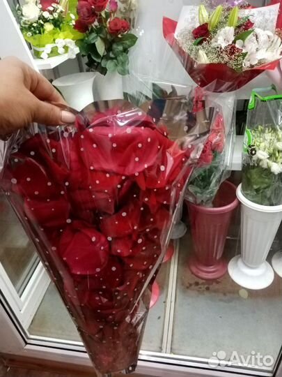 Лепестки роз на свадьбу, романтическое мероприятие