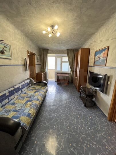 3-к. квартира, 55 м², 5/5 эт.