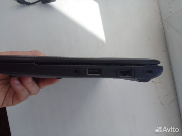 Нетбук asus eee pc 101CH