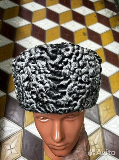 Шапка ушанка каракуль