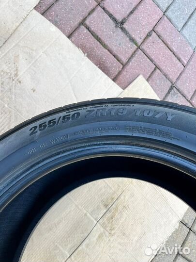 Kumho Ecsta PS71 SUV 255/50 R19 и 285/45 R19 107Y