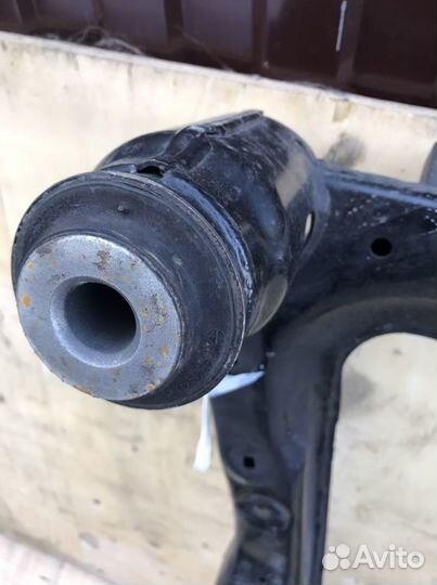 Подрамник передний Ниссан Теана L33