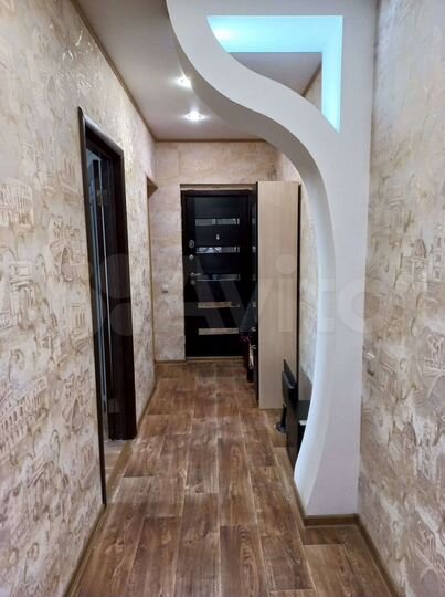 3-к. квартира, 67 м², 4/10 эт.