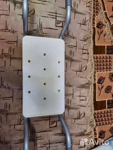 Стул в ванную для пожилых