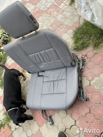 Сиденье 3 ряд