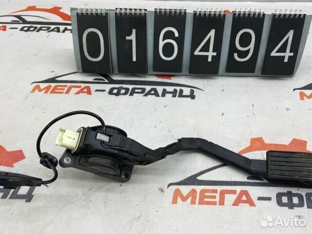 Педаль газа Peugeot 407 седан RFJ (EW10A) 2007