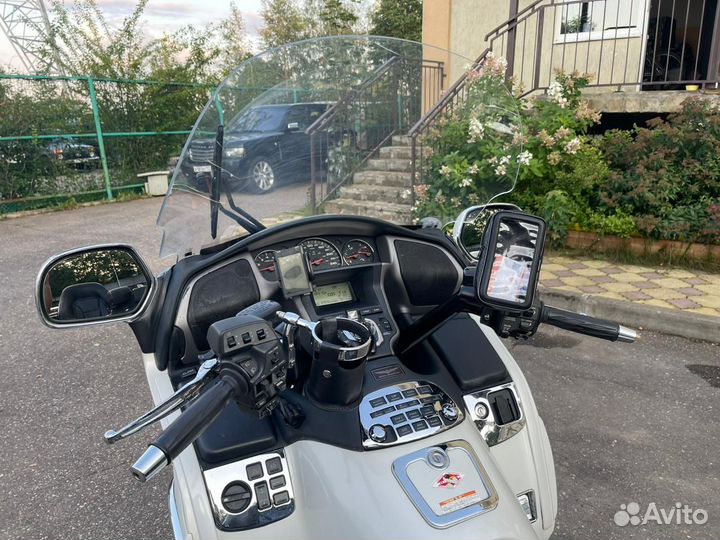 Honda gl1800 goldwing