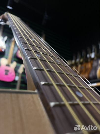 Yamaha F370 акустическая гитара (Новая)