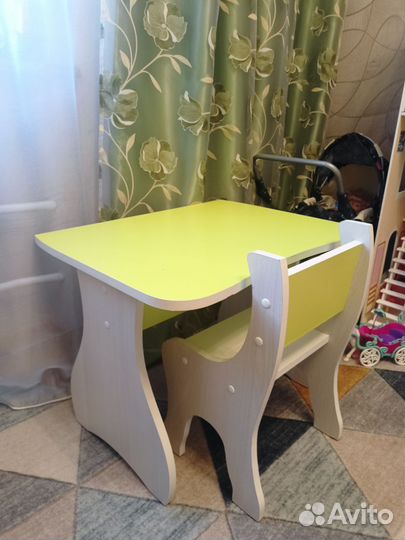 Детский стол и стульчик