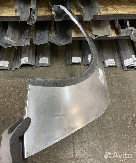 Арка левая Volkswagen Golf Plus 2005-2014 (Polcar)