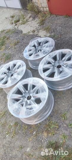 Диски infiniti r20 и хонда r17