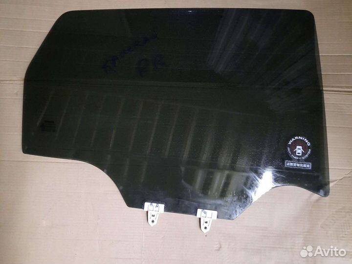 Стекло двери задней правой Nissan Qashqai J10