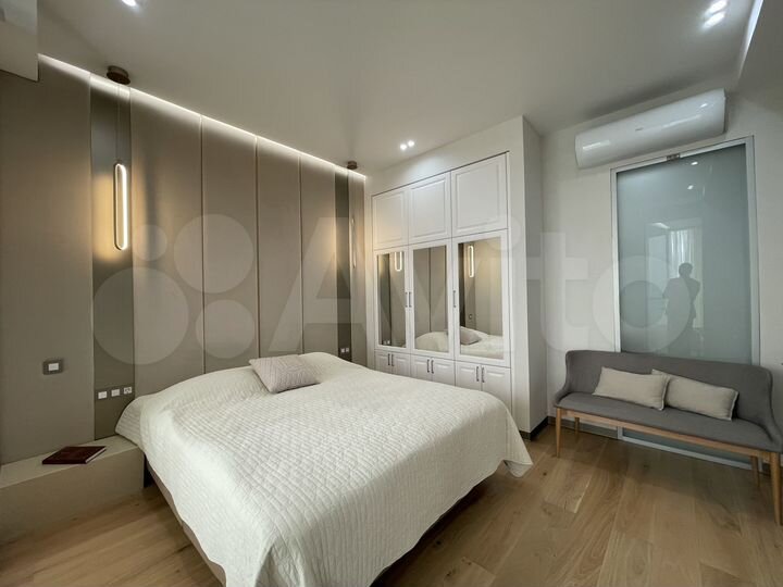 3-к. квартира, 114 м², 8/9 эт.