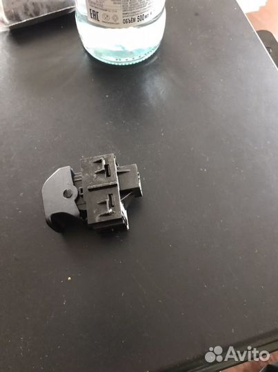 Opel astra j кнопка ручника