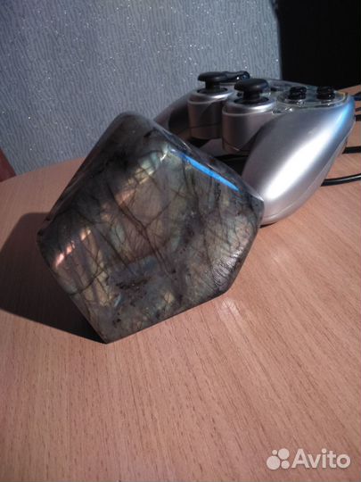 Лабрадор(Лабрадорит) камень