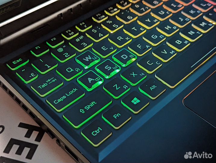 Predator i7/RTX 6gb + 144 hz
