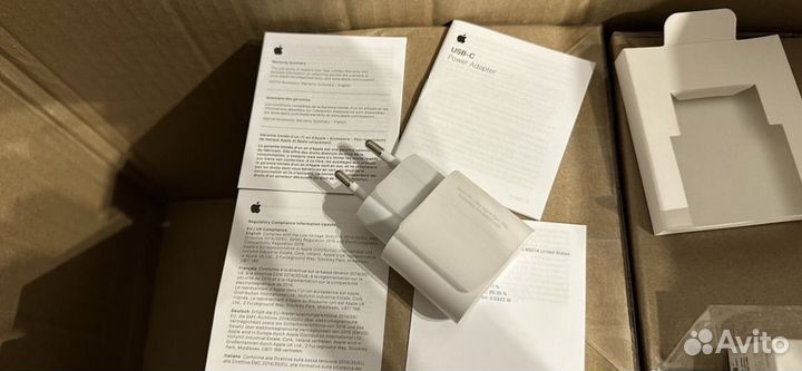 Оригинальный блок iPhone 20 w