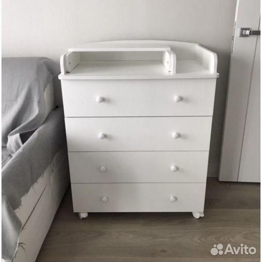 Кроватка с 2 маятниками Пеленальный комод