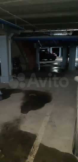 Машиноместо, 18 м²