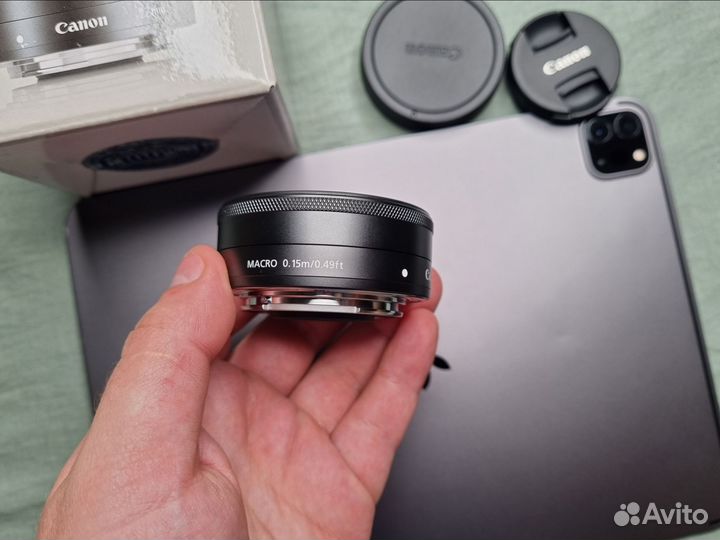 Canon efm 22mm f2.0 STM