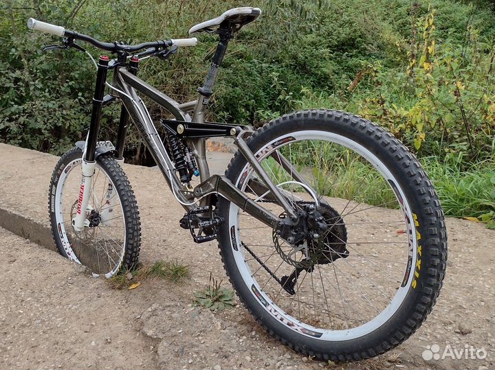 Горный велосипед двухподвес дх 26