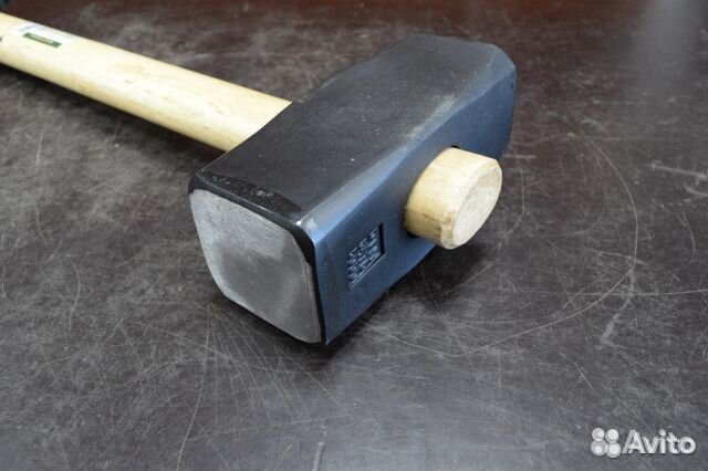 Кувалда 5кг с деревянной рукояткой Дело Техники