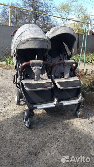 Коляска для двойни, погодок
