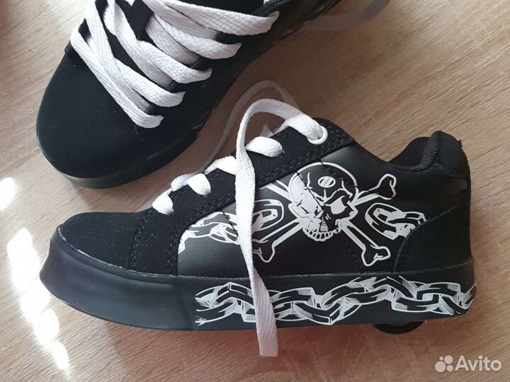 Новые роликовые кроссовки Heelys, eur 31