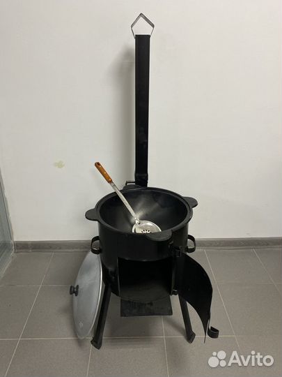 Казан чугунный 10л с печью с дымоходом