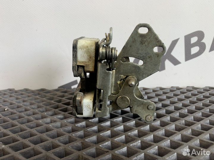 0159150 Замок двери наружный правый Daf XF105