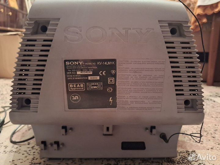 Телевизор Sony FD Trinitron KV-14LM1K, Испания