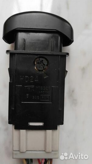 Кнопка аварийной сигнализации Opel Frontera B 19