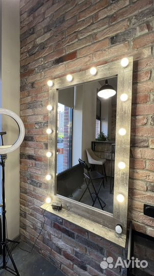 Зеркало с подсветкой