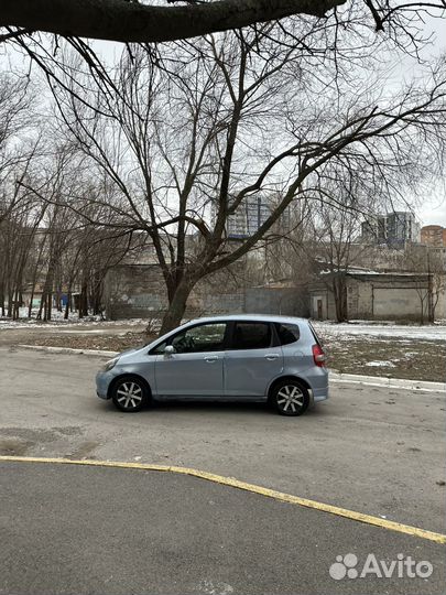 Honda Fit 1.5 AT, 2001, 330 000 км