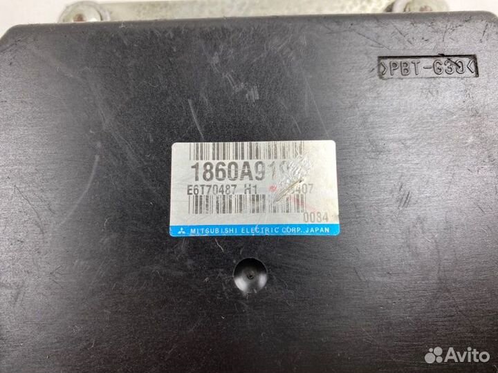 Блок управления двс Mitsubishi Outlander CW6W 6B31