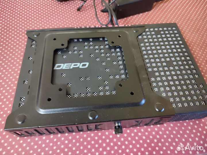 Мини компьютер Depo на Linux