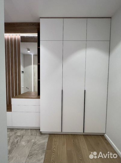 Шкаф стенка