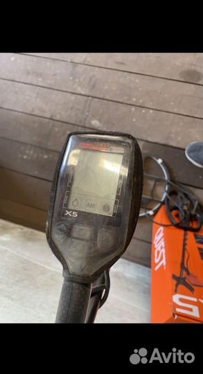Металлоискатель Quest x5