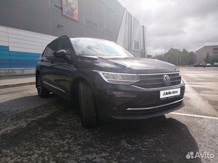 Volkswagen Tiguan 1.4 AMT, 2021, 15 000 км