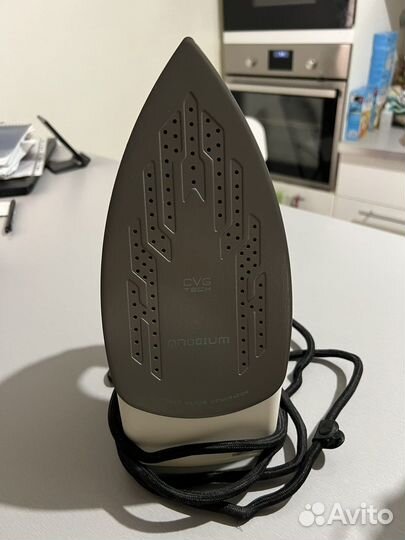 Утюг bork (на запчасти)