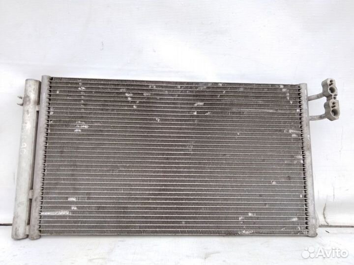 Радиатор кондиционера BMW E90