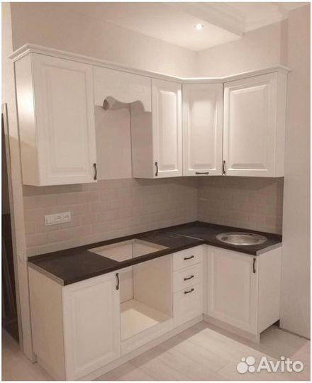 Кухонный гарнитур угловой. Кухня прямая